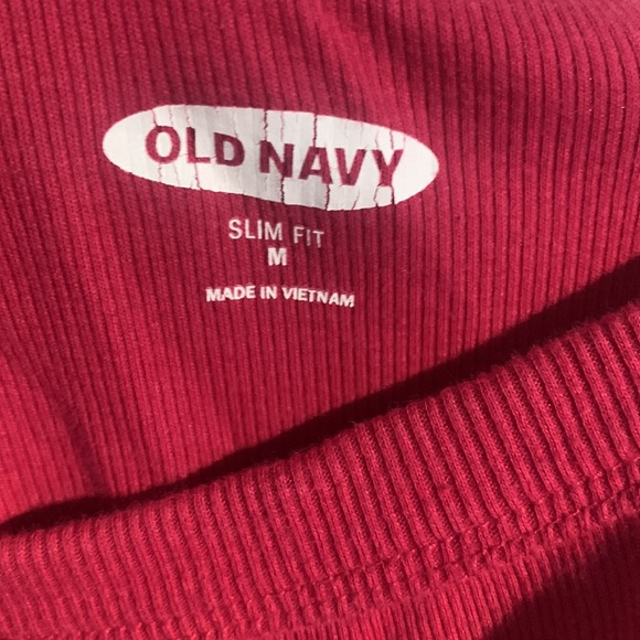 Red body fit tank top - Picture 2 of 3